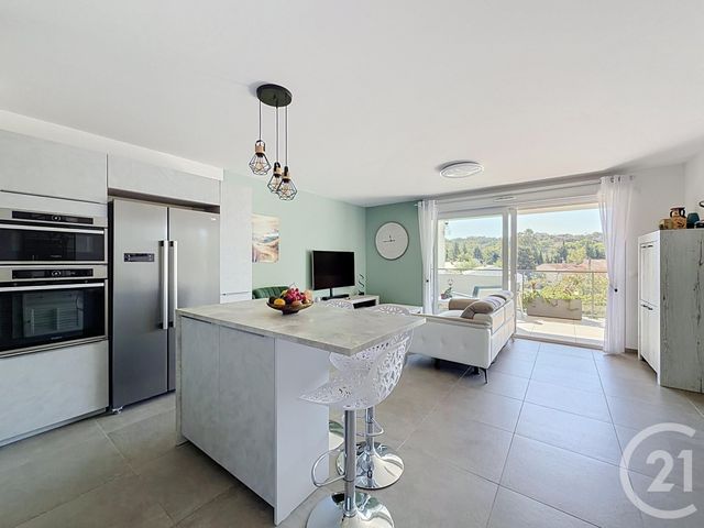 Appartement T4 &agrave; vendre - 4 pi&egrave;ces - 88,50 m2 - St Raphael - 83 - PROVENCE-ALPES-COTE-D-AZUR
