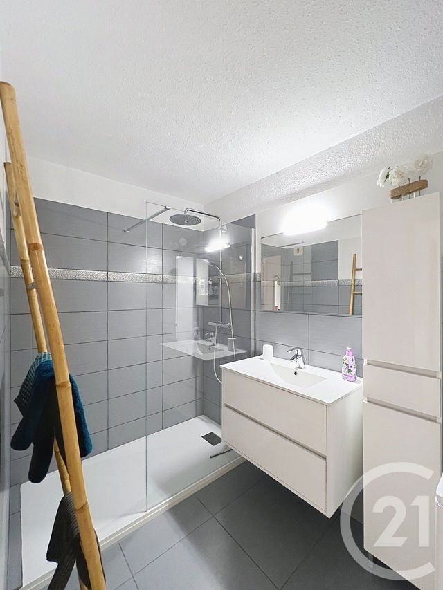 Appartement T2 &agrave; vendre - 2 pi&egrave;ces - 38 m2 - Frejus - 83 - PROVENCE-ALPES-COTE-D-AZUR