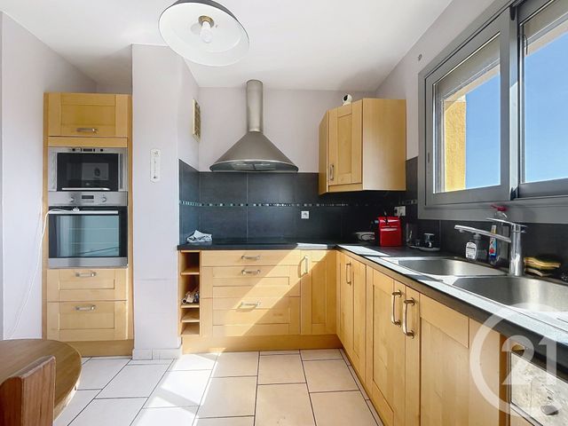 Appartement T4 &agrave; vendre - 4 pi&egrave;ces - 93 m2 - Frejus - 83 - PROVENCE-ALPES-COTE-D-AZUR