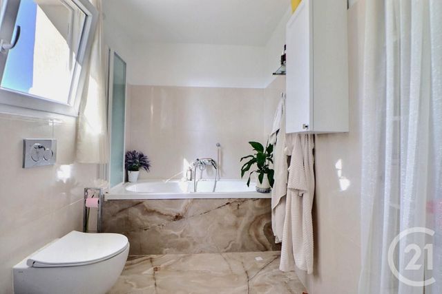 Maison &agrave; vendre - 7 pi&egrave;ces - 215 m2 - Puget Sur Argens - 83 - PROVENCE-ALPES-COTE-D-AZUR