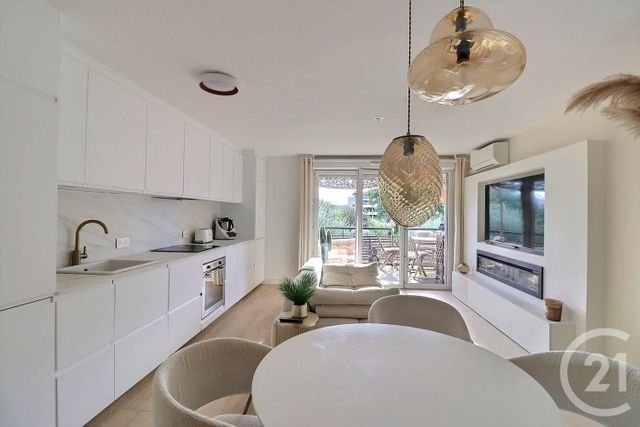 Appartement T3 &agrave; vendre - 3 pi&egrave;ces - 56,57 m2 - Frejus - 83 - PROVENCE-ALPES-COTE-D-AZUR
