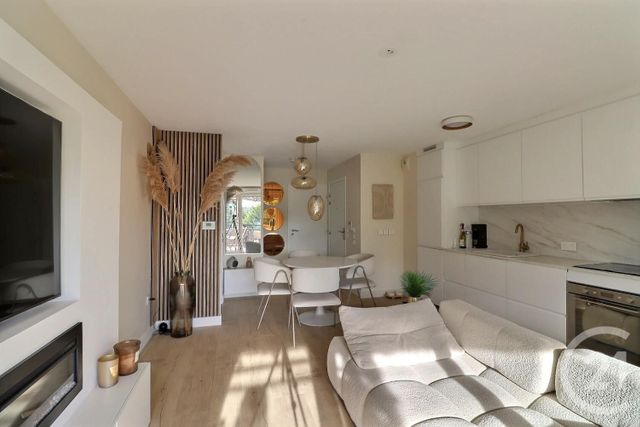 Appartement T3 &agrave; vendre - 3 pi&egrave;ces - 56,57 m2 - Frejus - 83 - PROVENCE-ALPES-COTE-D-AZUR