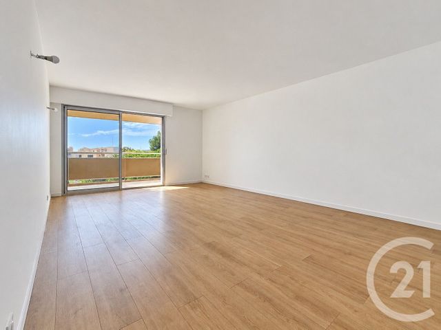 Appartement T2 &agrave; vendre - 2 pi&egrave;ces - 67 m2 - Frejus - 83 - PROVENCE-ALPES-COTE-D-AZUR