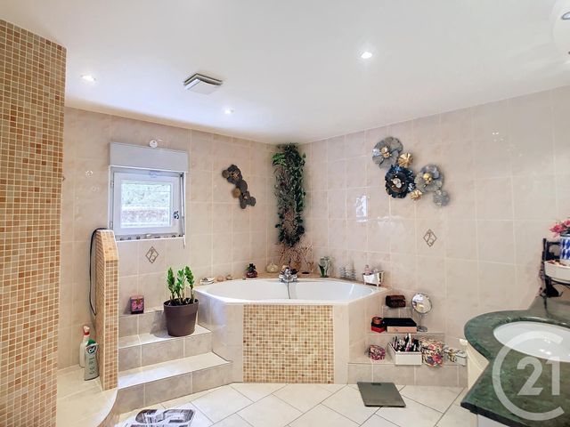 Maison à vendre - 5 pièces - 182,73 m2 - Fondettes - 37 - CENTRE