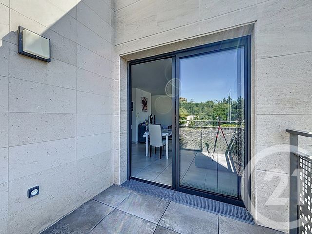 Appartement T3 à vendre - 3 pièces - 61,53 m2 - St Cyr Sur Loire - 37 - CENTRE