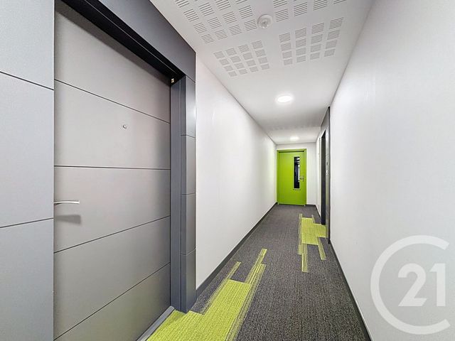 Appartement T3 à vendre - 3 pièces - 61,53 m2 - St Cyr Sur Loire - 37 - CENTRE