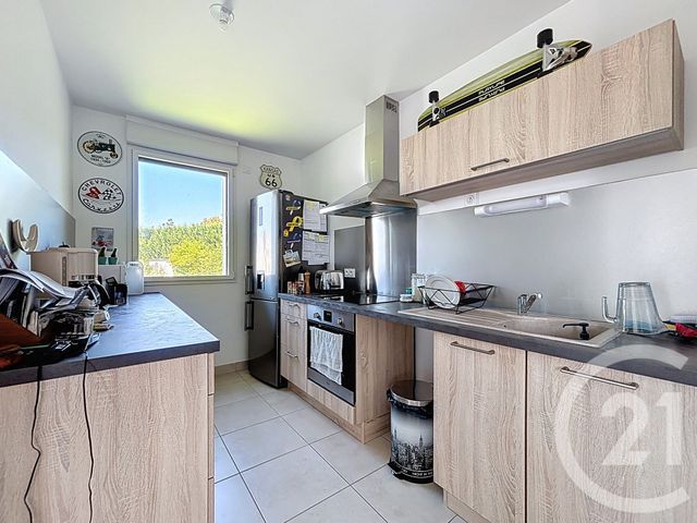 Appartement T3 à vendre - 3 pièces - 61,53 m2 - St Cyr Sur Loire - 37 - CENTRE