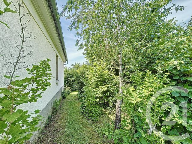 Maison à vendre - 6 pièces - 199,77 m2 - Nouzilly - 37 - CENTRE