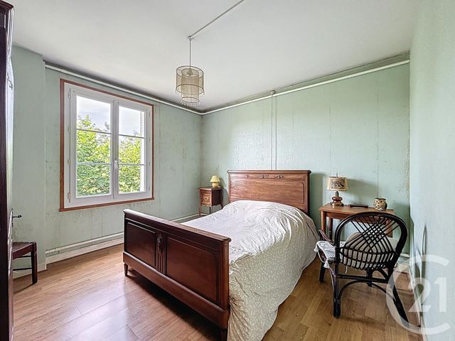 Maison à vendre - 6 pièces - 199,77 m2 - Nouzilly - 37 - CENTRE