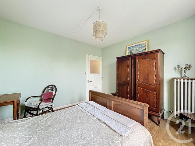 Maison à vendre - 6 pièces - 199,77 m2 - Nouzilly - 37 - CENTRE