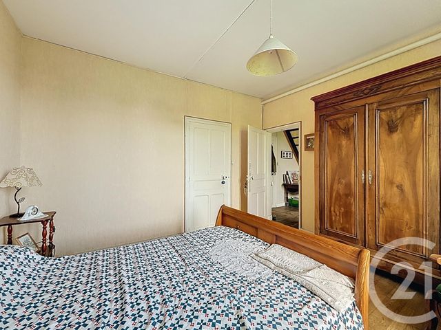 Maison à vendre - 6 pièces - 199,77 m2 - Nouzilly - 37 - CENTRE