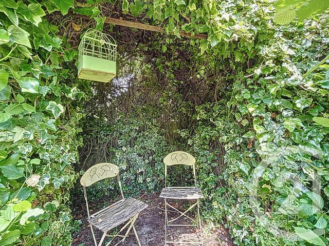 Maison à vendre - 6 pièces - 199,77 m2 - Nouzilly - 37 - CENTRE