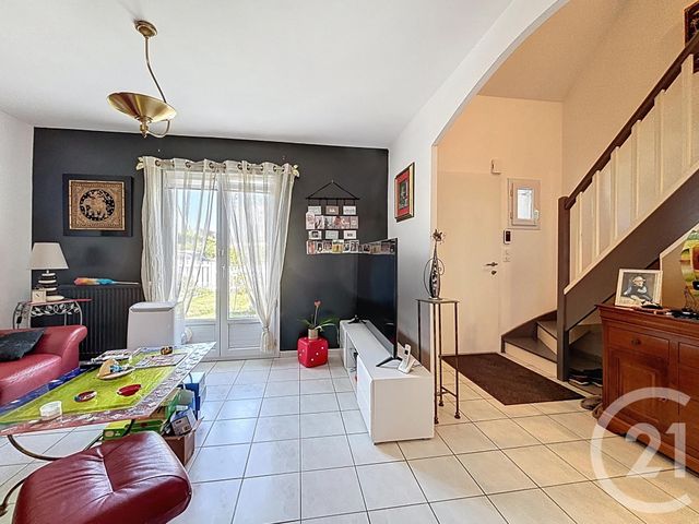 Maison à vendre - 4 pièces - 108,92 m2 - Veigne - 37 - CENTRE