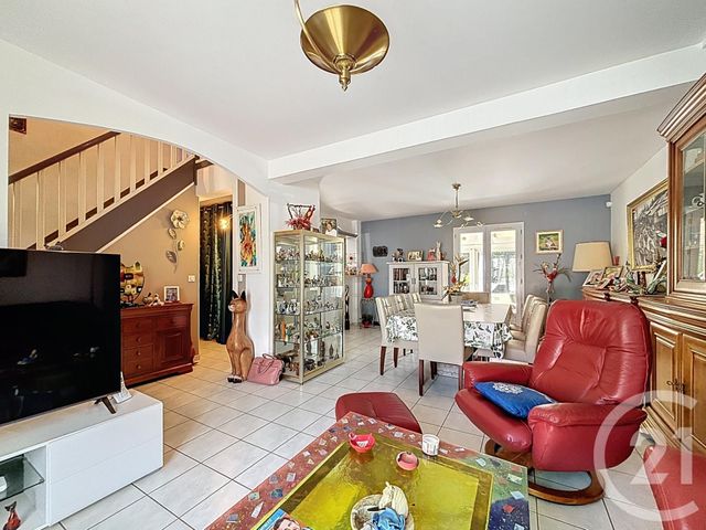 Maison à vendre - 4 pièces - 108,92 m2 - Veigne - 37 - CENTRE