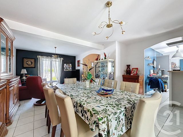 Maison à vendre - 4 pièces - 108,92 m2 - Veigne - 37 - CENTRE