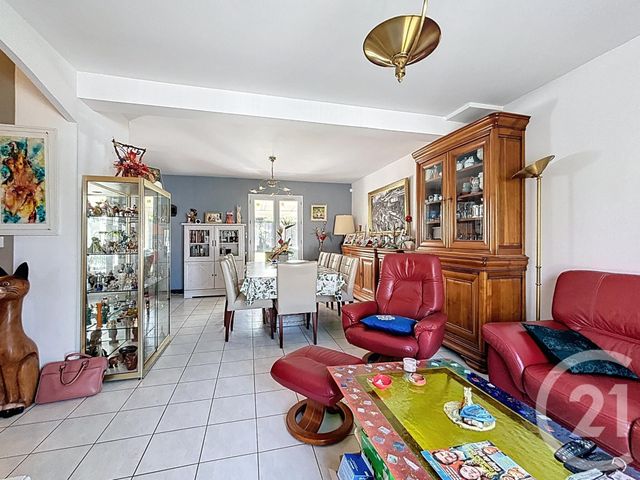 Maison à vendre - 4 pièces - 108,92 m2 - Veigne - 37 - CENTRE