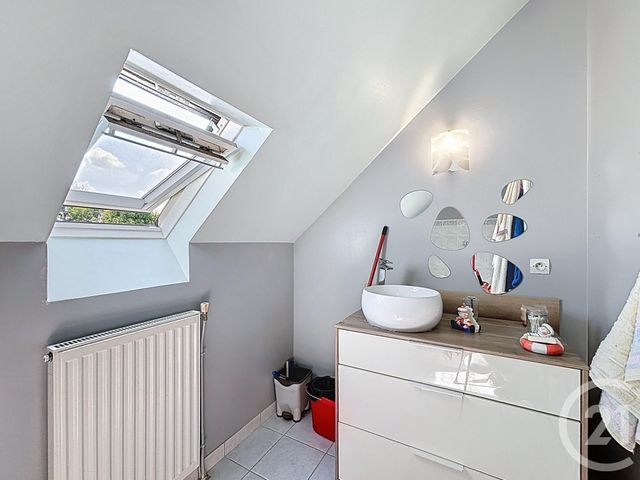 Maison à vendre - 4 pièces - 108,92 m2 - Veigne - 37 - CENTRE