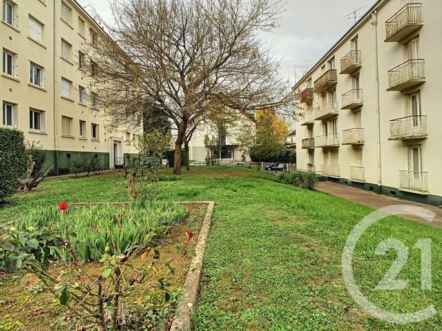 Appartement T3 à vendre - 4 pièces - 77,40 m2 - Tours - 37 - CENTRE
