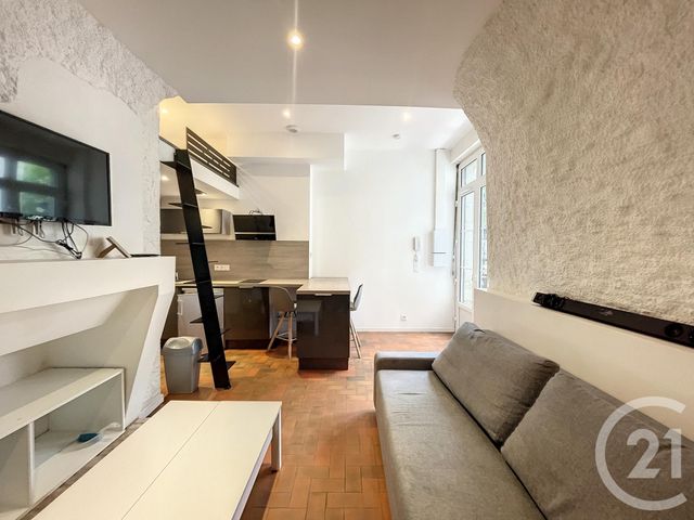 Appartement Studio &agrave; louer - 1 pi&egrave;ce - 21,45 m2 - Tours - 37 - CENTRE