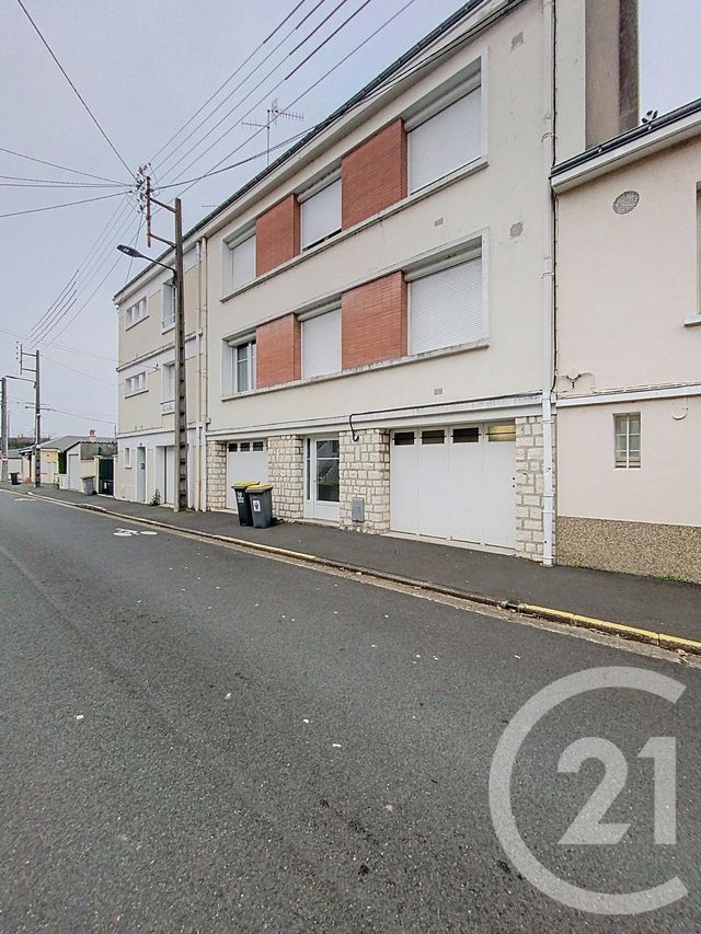 Parking &agrave; louer - 15 m2 - Tours - 37 - CENTRE