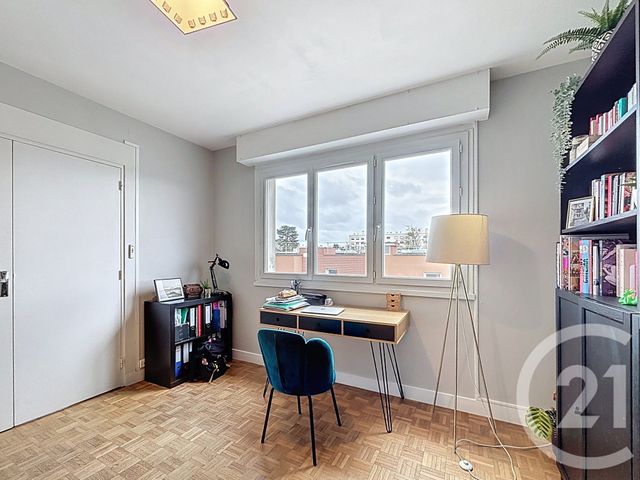 Appartement F5 &agrave; vendre - 5 pi&egrave;ces - 116,69 m2 - Tours - 37 - CENTRE