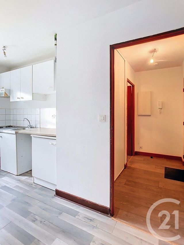 Appartement Studio &agrave; louer - 1 pi&egrave;ce - 31,75 m2 - Joue Les Tours - 37 - CENTRE