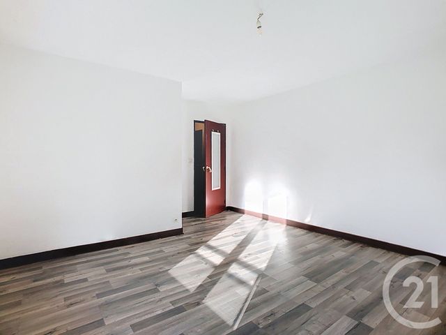 Appartement Studio &agrave; louer - 1 pi&egrave;ce - 31,75 m2 - Joue Les Tours - 37 - CENTRE