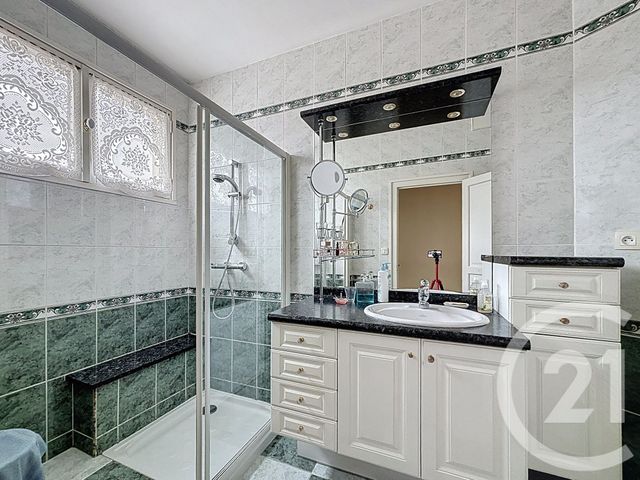 Maison &agrave; vendre - 7 pi&egrave;ces - 102,35 m2 - St Cyr Sur Loire - 37 - CENTRE