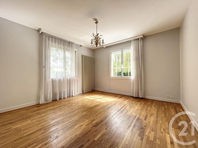 Maison &agrave; vendre - 8 pi&egrave;ces - 218,16 m2 - St Cyr Sur Loire - 37 - CENTRE