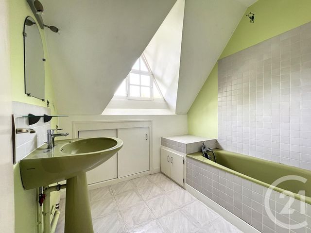 Maison &agrave; vendre - 8 pi&egrave;ces - 218,16 m2 - St Cyr Sur Loire - 37 - CENTRE