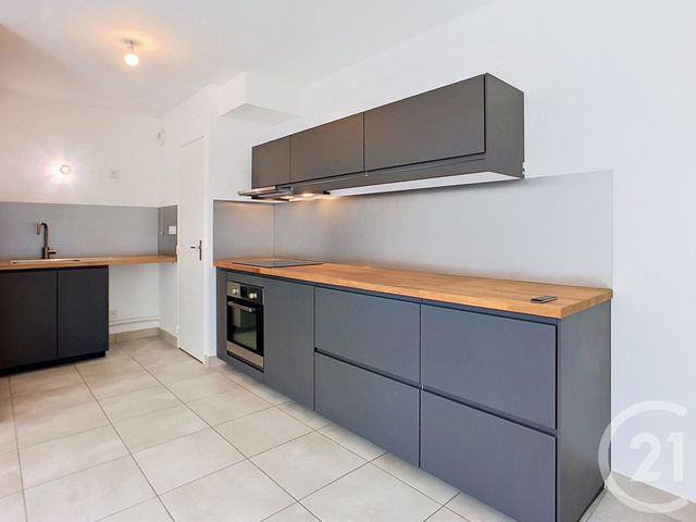 Appartement T3 &agrave; louer - 3 pi&egrave;ces - 65,13 m2 - Tours - 37 - CENTRE