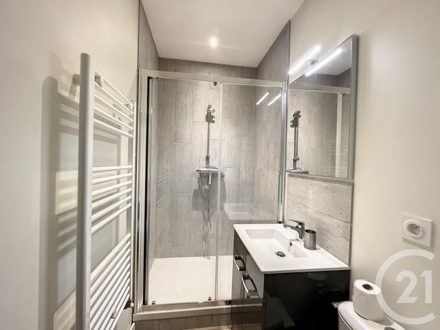 Appartement F1 &agrave; louer - 1 pi&egrave;ce - 13,19 m2 - Tours - 37 - CENTRE