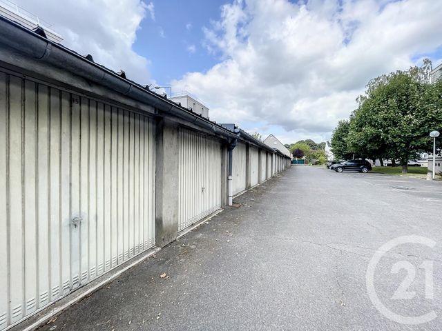 Parking &agrave; louer - 13,13 m2 - Tours - 37 - CENTRE
