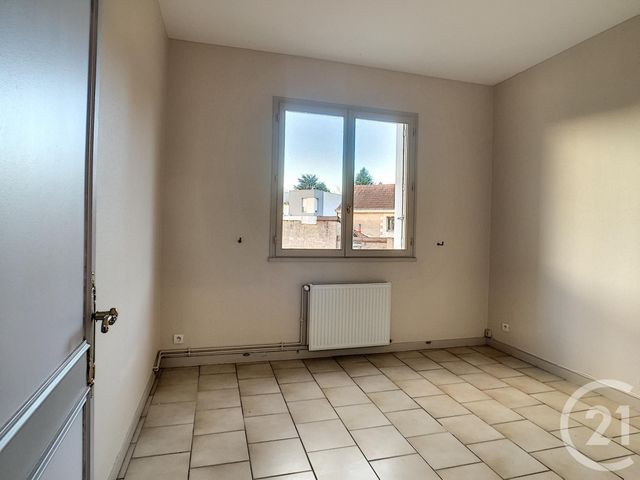 Appartement T3 &agrave; louer - 3 pi&egrave;ces - 89,09 m2 - Tours - 37 - CENTRE