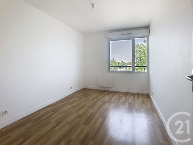 Appartement F3 &agrave; louer - 3 pi&egrave;ces - 66,30 m2 - Tours - 37 - CENTRE