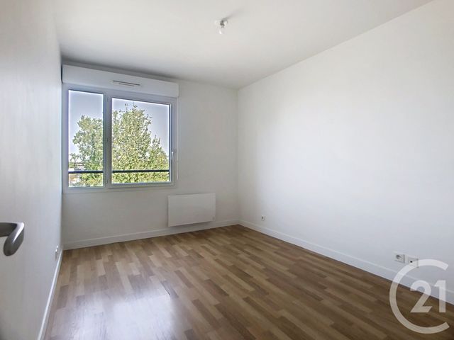 Appartement F3 &agrave; louer - 3 pi&egrave;ces - 66,30 m2 - Tours - 37 - CENTRE