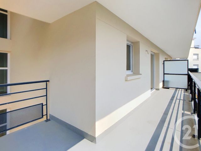 Appartement F3 &agrave; louer - 3 pi&egrave;ces - 66,30 m2 - Tours - 37 - CENTRE