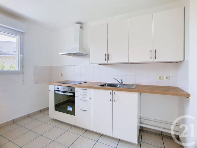 Appartement F3 &agrave; louer - 3 pi&egrave;ces - 66,30 m2 - Tours - 37 - CENTRE