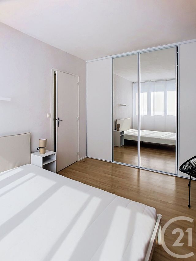 Appartement T4 &agrave; louer - 4 pi&egrave;ces - 69,61 m2 - Tours - 37 - CENTRE