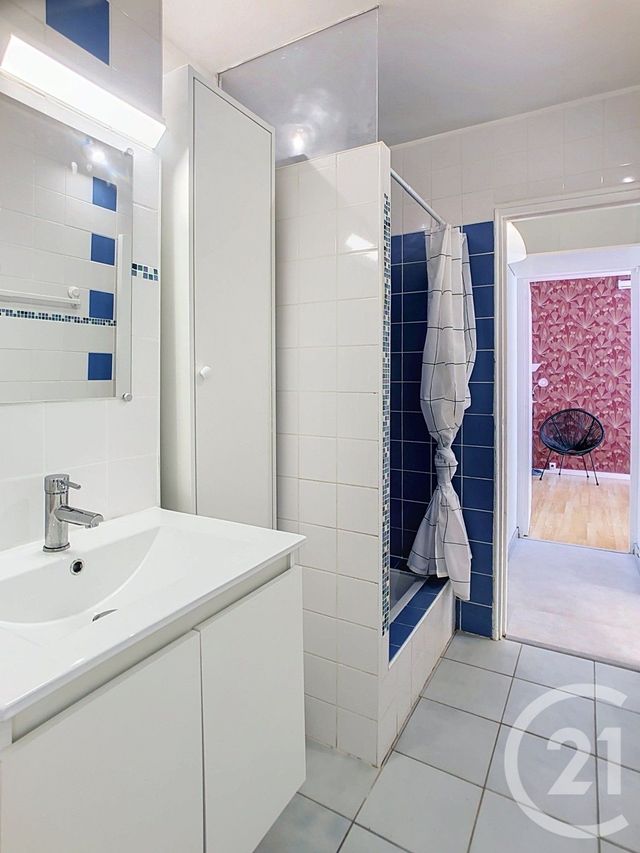 Appartement T4 &agrave; louer - 4 pi&egrave;ces - 69,61 m2 - Tours - 37 - CENTRE