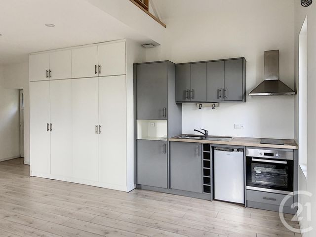 Appartement T2 &agrave; louer - 2 pi&egrave;ces - 33,73 m2 - Tours - 37 - CENTRE