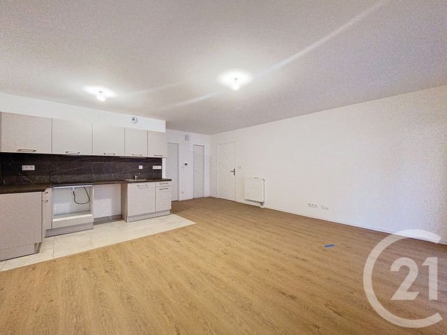 Appartement T3 &agrave; louer - 3 pi&egrave;ces - 65,40 m2 - Tours - 37 - CENTRE
