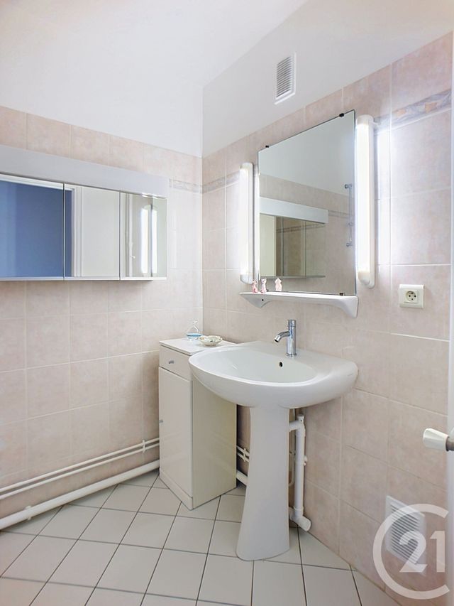 Appartement &agrave; vendre - 3 pi&egrave;ces - 76,86 m2 - Tours - 37 - CENTRE