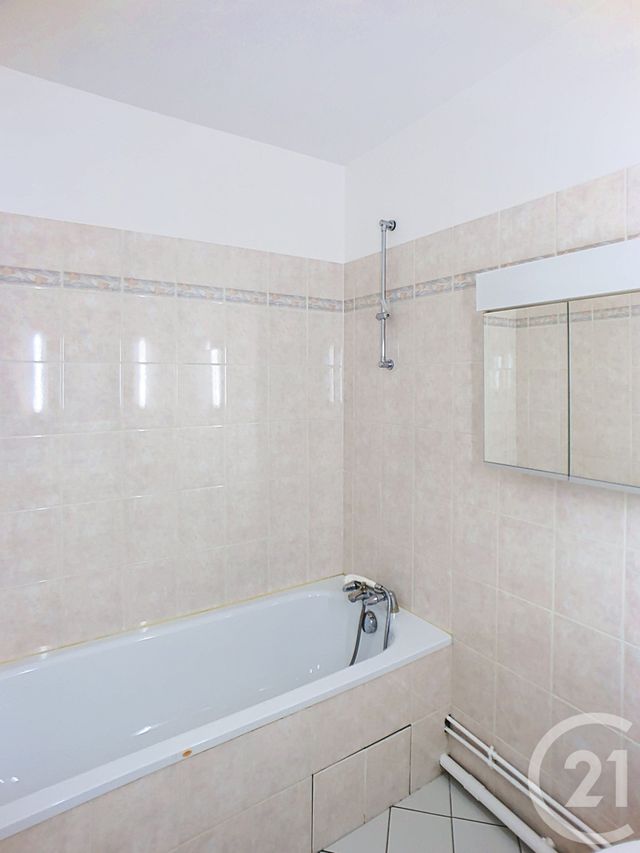 Appartement &agrave; vendre - 3 pi&egrave;ces - 76,86 m2 - Tours - 37 - CENTRE