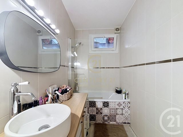 Appartement T3 &agrave; vendre - 3 pi&egrave;ces - 62 m2 - Rennes - 35 - BRETAGNE