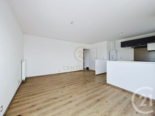 Appartement F4 &agrave; vendre - 4 pi&egrave;ces - 80,48 m2 - Chartres De Bretagne - 35 - BRETAGNE