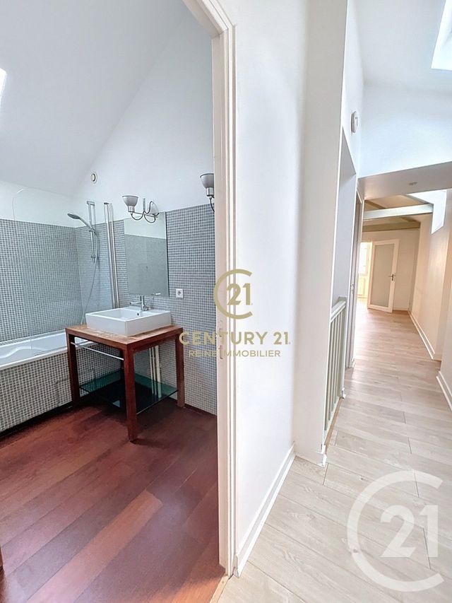 Maison &agrave; louer - 4 pi&egrave;ces - 75,25 m2 - Rennes - 35 - BRETAGNE