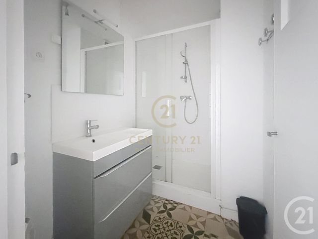 Appartement &agrave; louer - 4 pi&egrave;ces - 70 m2 - Rennes - 35 - BRETAGNE