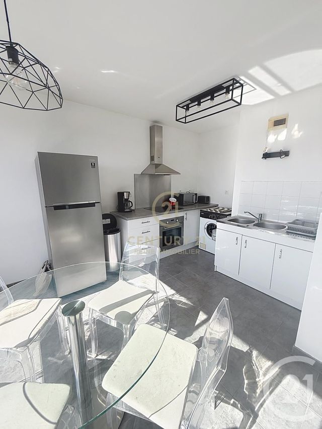 Appartement &agrave; louer - 2 pi&egrave;ces - 43 m2 - Chantepie - 35 - BRETAGNE