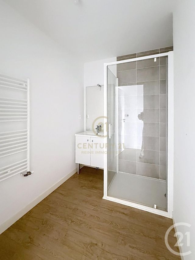 Appartement T2 &agrave; louer - 2 pi&egrave;ces - 40,85 m2 - Rennes - 35 - BRETAGNE